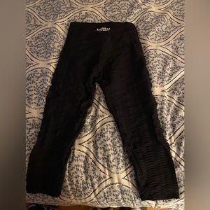 Booty by Brabants Cropped Croco Skin Leggings Black